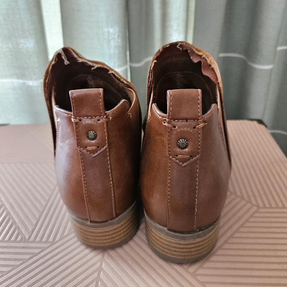 Bass Ankle Boots Allie Brown Faux Leather Booties Business Casual Neutral Fall Size 9 - Image 5