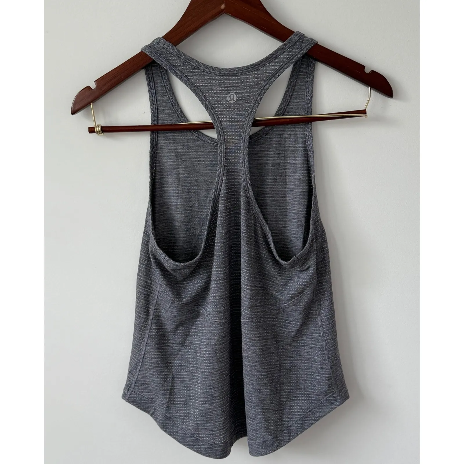 Lululemon Women's Long Distance Racerback‎ Tank Heathered Boysenberry Size 4 - Image 5