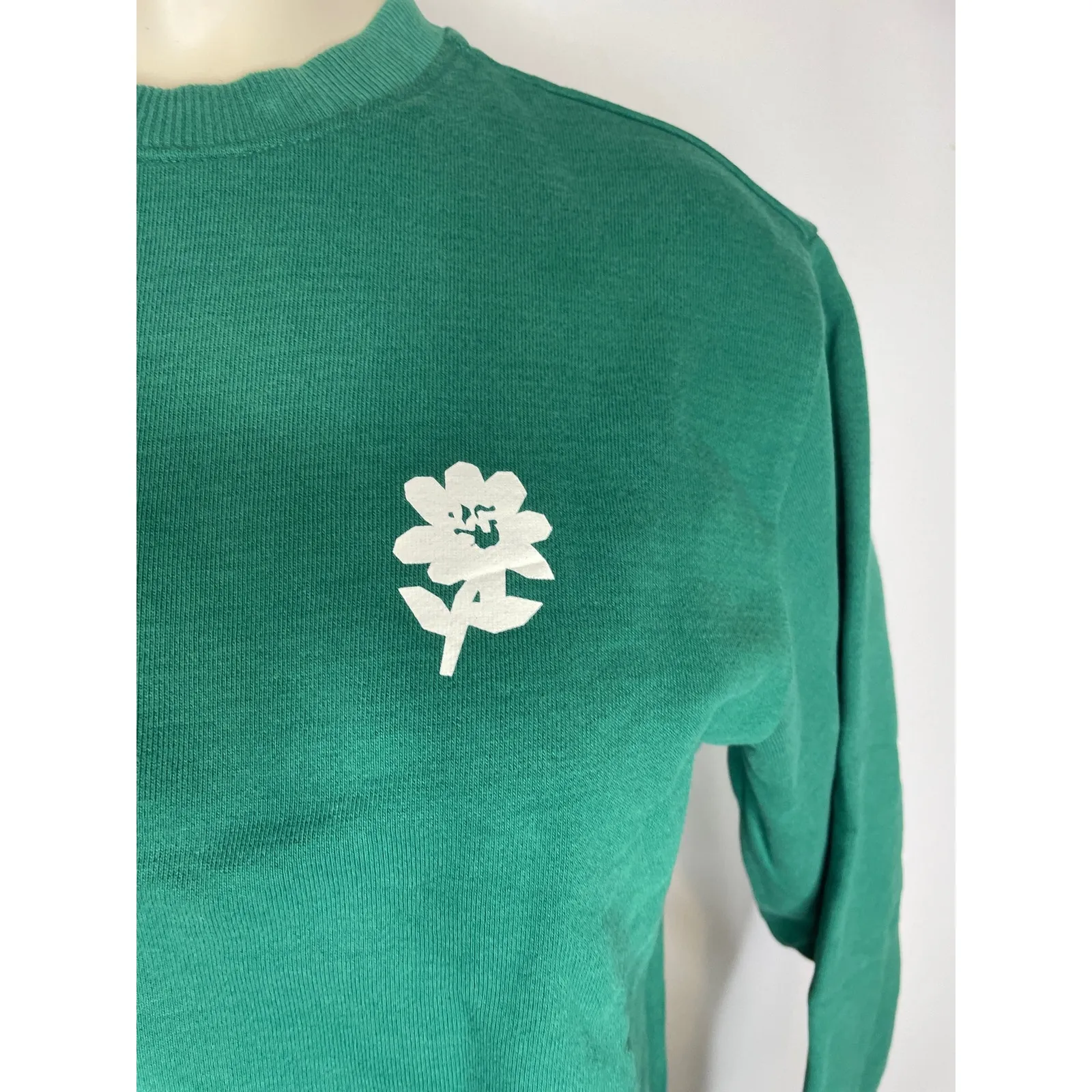 Outdoor Voices Women's Size XXS Picking Flowers Cropped Sweatshirt Green NWT - Image 6