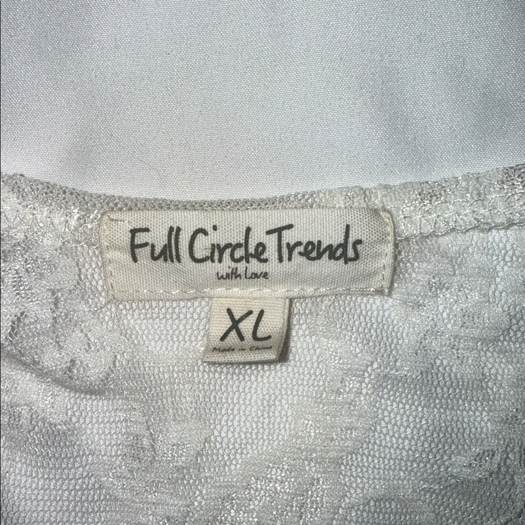 Full Circle Trends  Lace Sleeveless Duster - Image 9