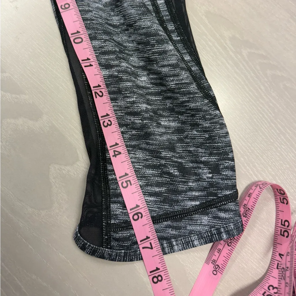 Lululemon Drop It Like It's Hot Crop Dramatic Static White Black Luxtreme Mesh 4 - Image 7