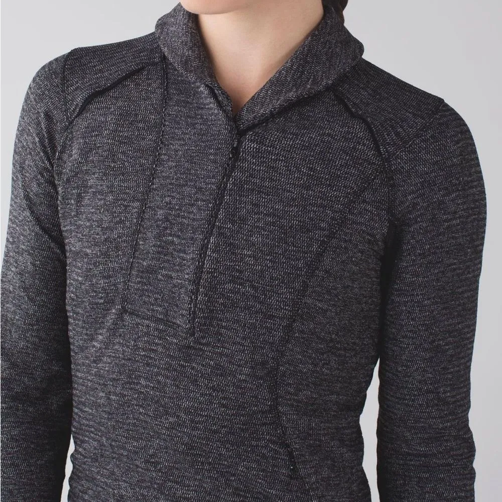 lululemon athletica Think Fast Pullover in Mini Check Pique Heathered Black | 2 - Image 7
