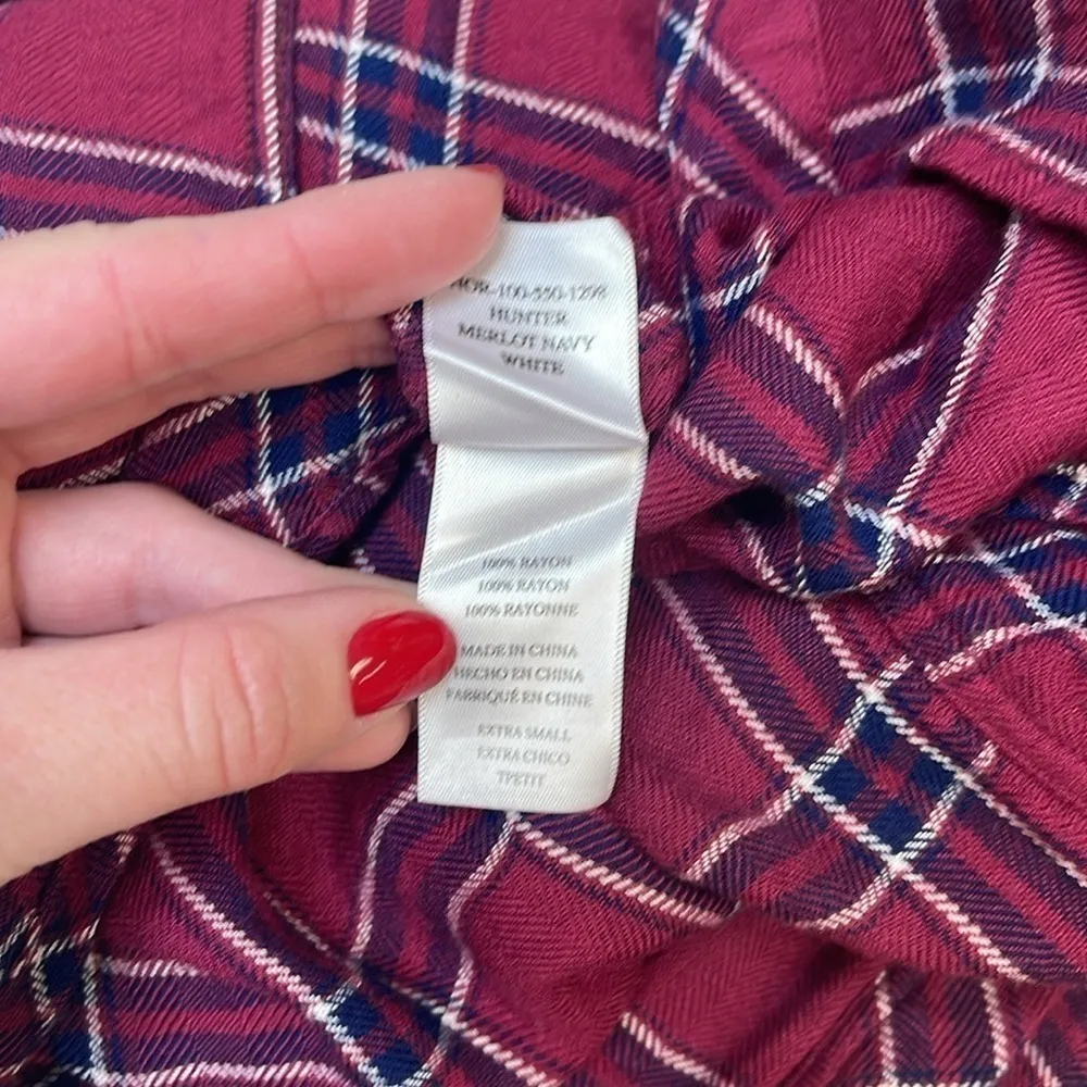 Rails Hunter Merlot Navy and White Plaid Button Shirt - Image 5