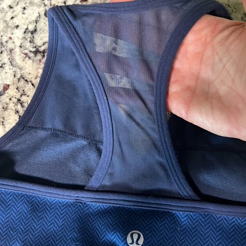 Lululemon Razorback Mesh v neck sports bra blue athletic yoga Pilates Pattern 10 - Image 5