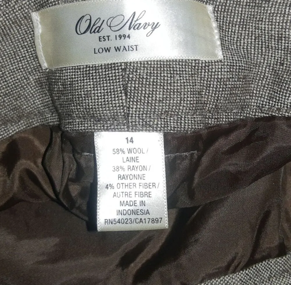 Old Navy Women's Brown Tweed Capri Pants Size 14 Herringbone Slim Fit - Image 2