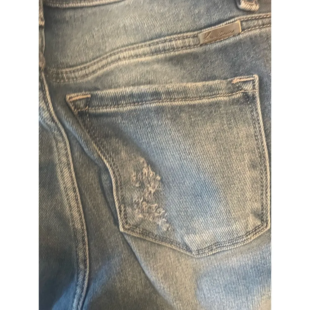 KanCan Distressed Skinny Jeans, Size 27. Manufactured distressing. B80, $37 - Image 5