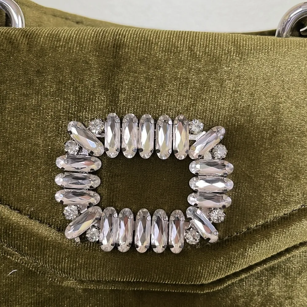 Akira RENDEZVOUX VELVET PURSE - Image 4