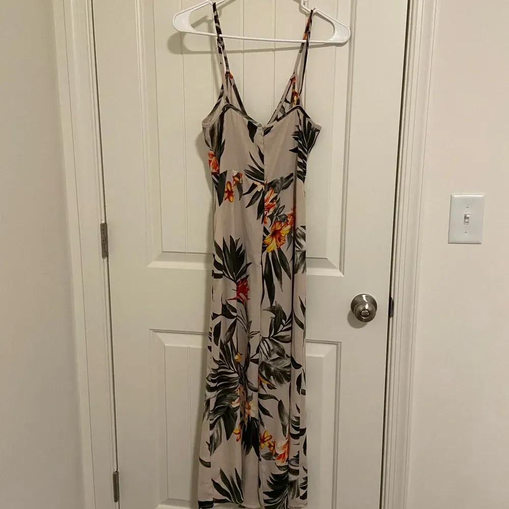 Timing  women’s floral jumpsuit —‎ medium - Image 7