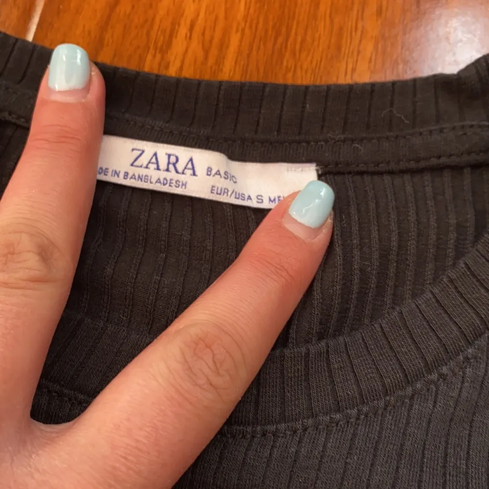 Zara Black Ribbed Button Detail Long Sleeve - Image 2