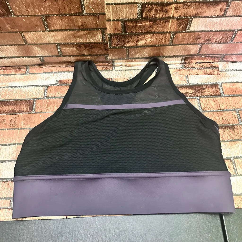 New Balance Black Sports Bra size M - Image 6