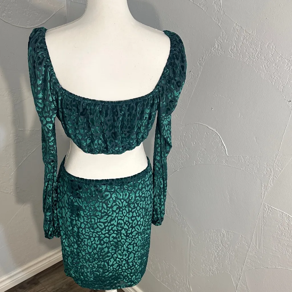 Blue Blush Teal Leopard Print Skirt Set - Image 5