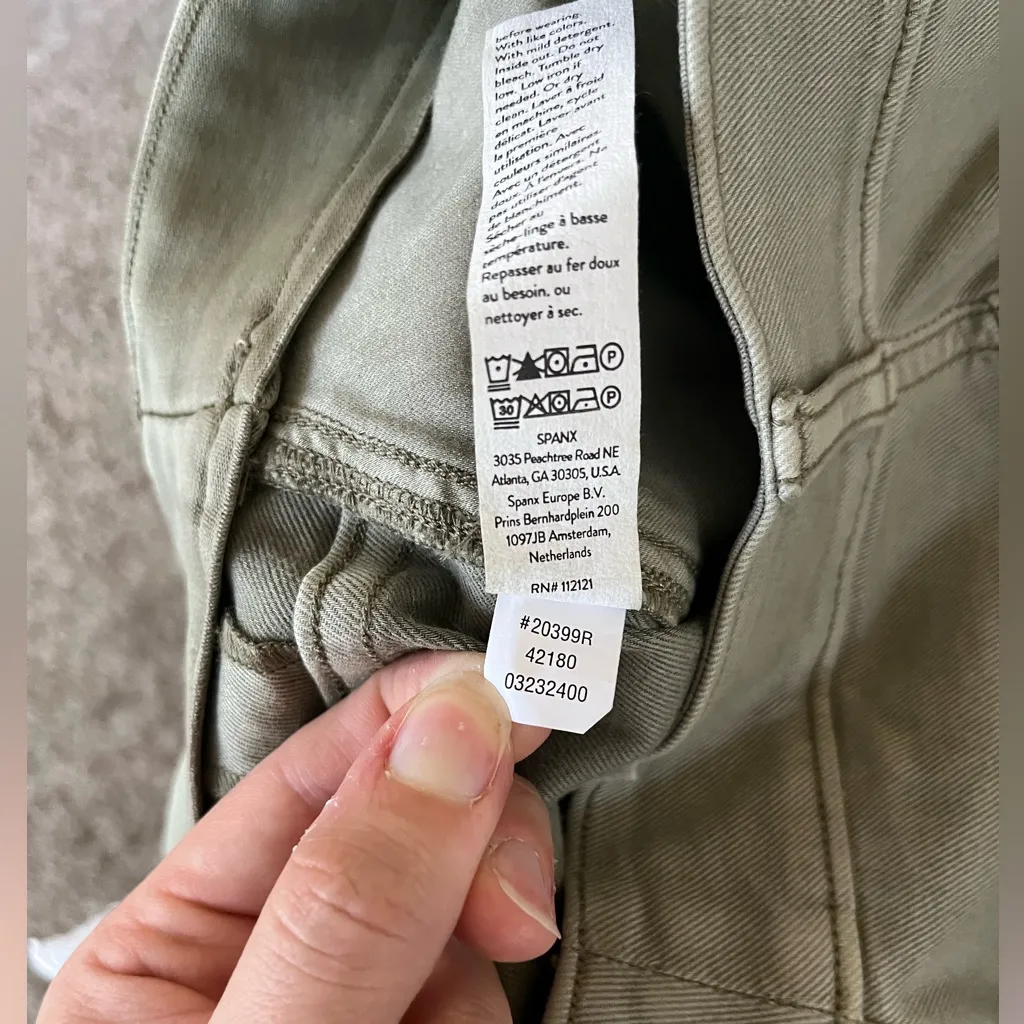 NWT SPANX Stretch Twill Straight Leg Pant in Olive Oil Womens Size M - Image 11