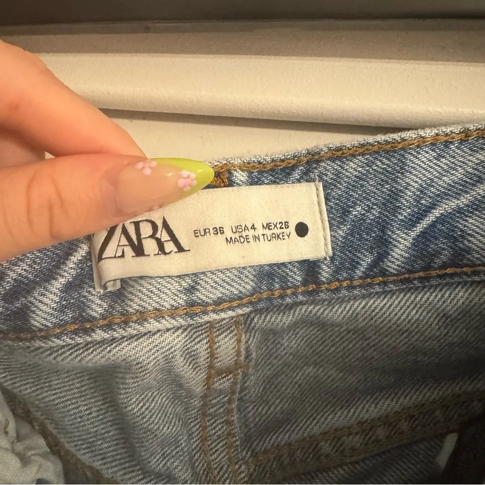 Zara Blue High Rise Jeans Classic Style - Image 6