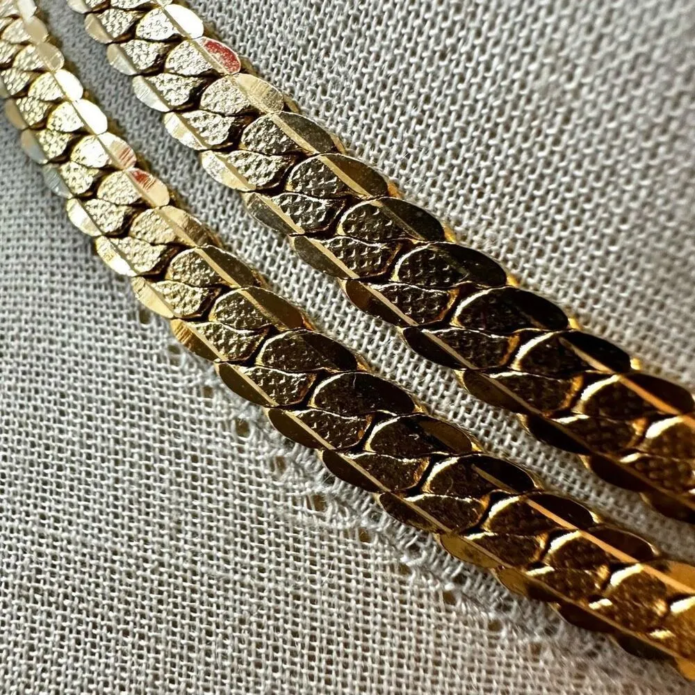 Gold tone long flat chain necklace - Image 3