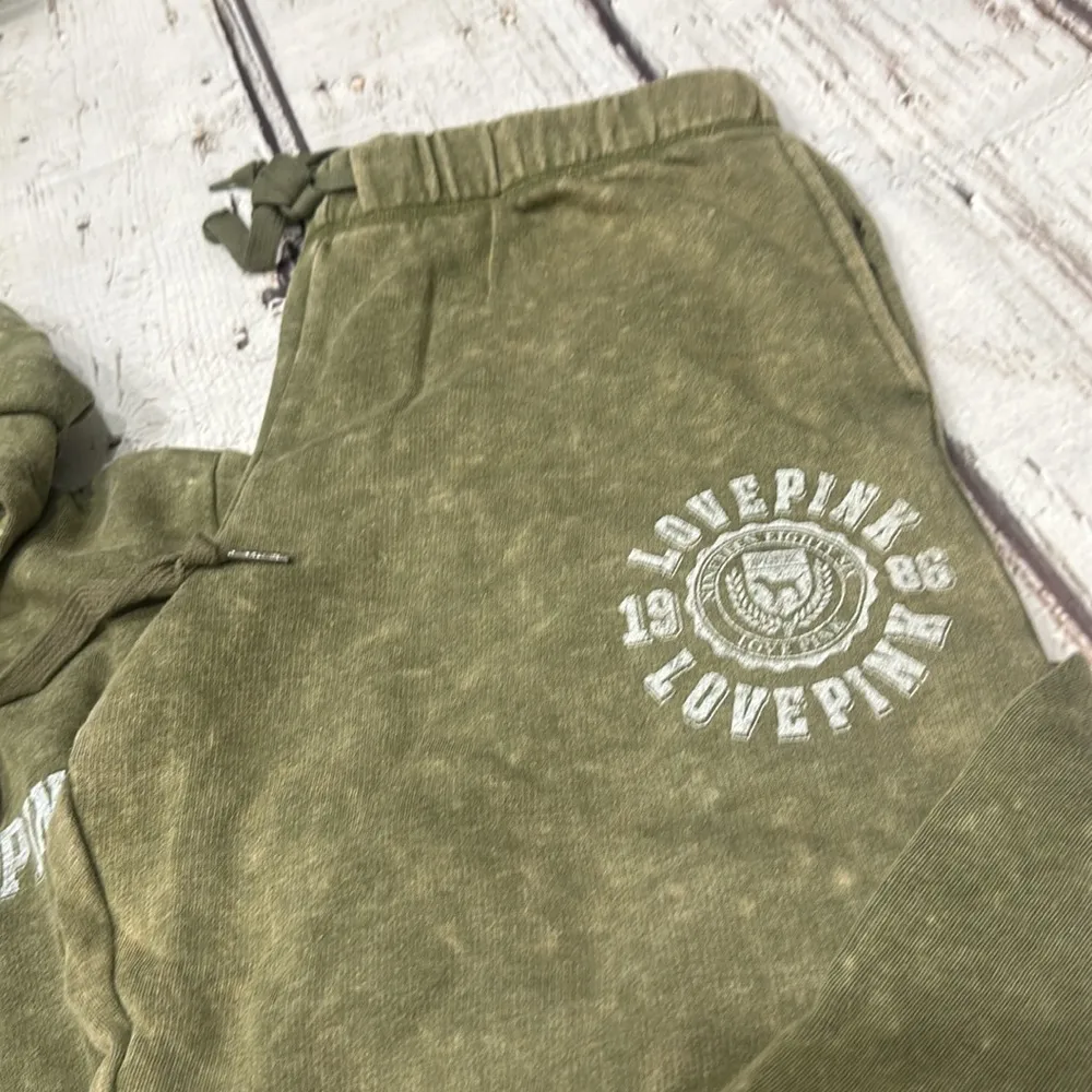 Pink By Victoria’s Secret Green Acid Wash Look Sweat Suit Set - Image 3