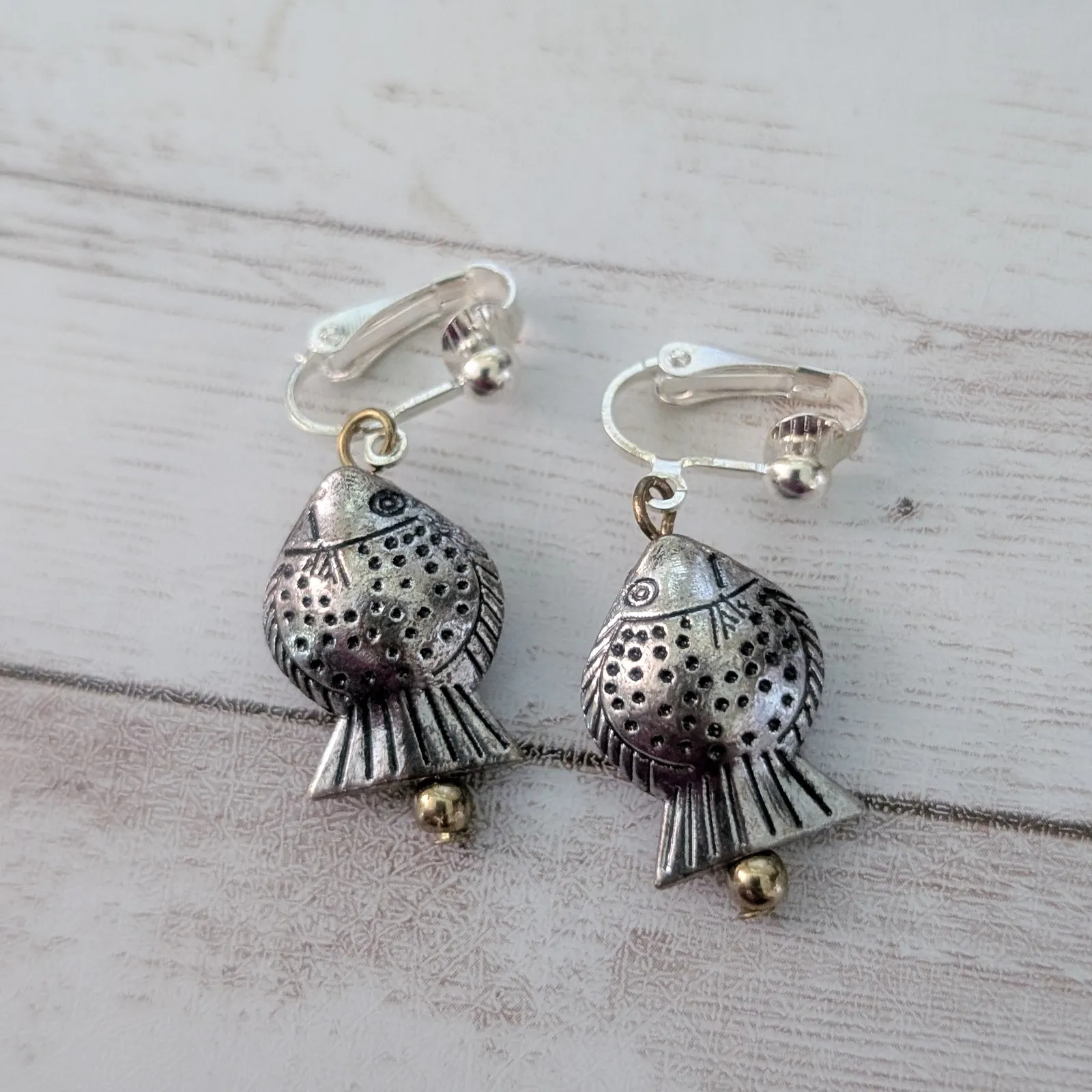 Vintage Clip On Earrings Fish Dangle Statement Silver - Image 3