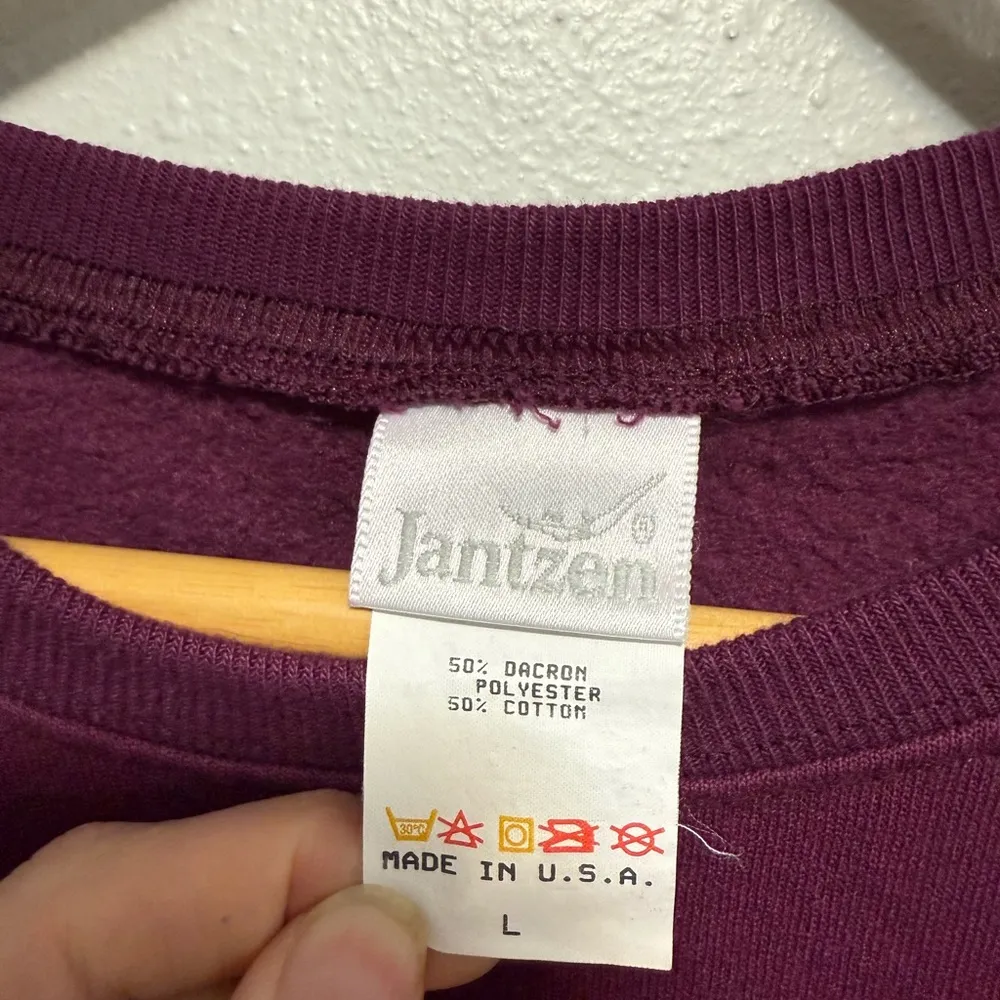 Vintage Outdoor Traditions Classic Clothing Maroon Crewneck Size Lage Red Size L - Image 4