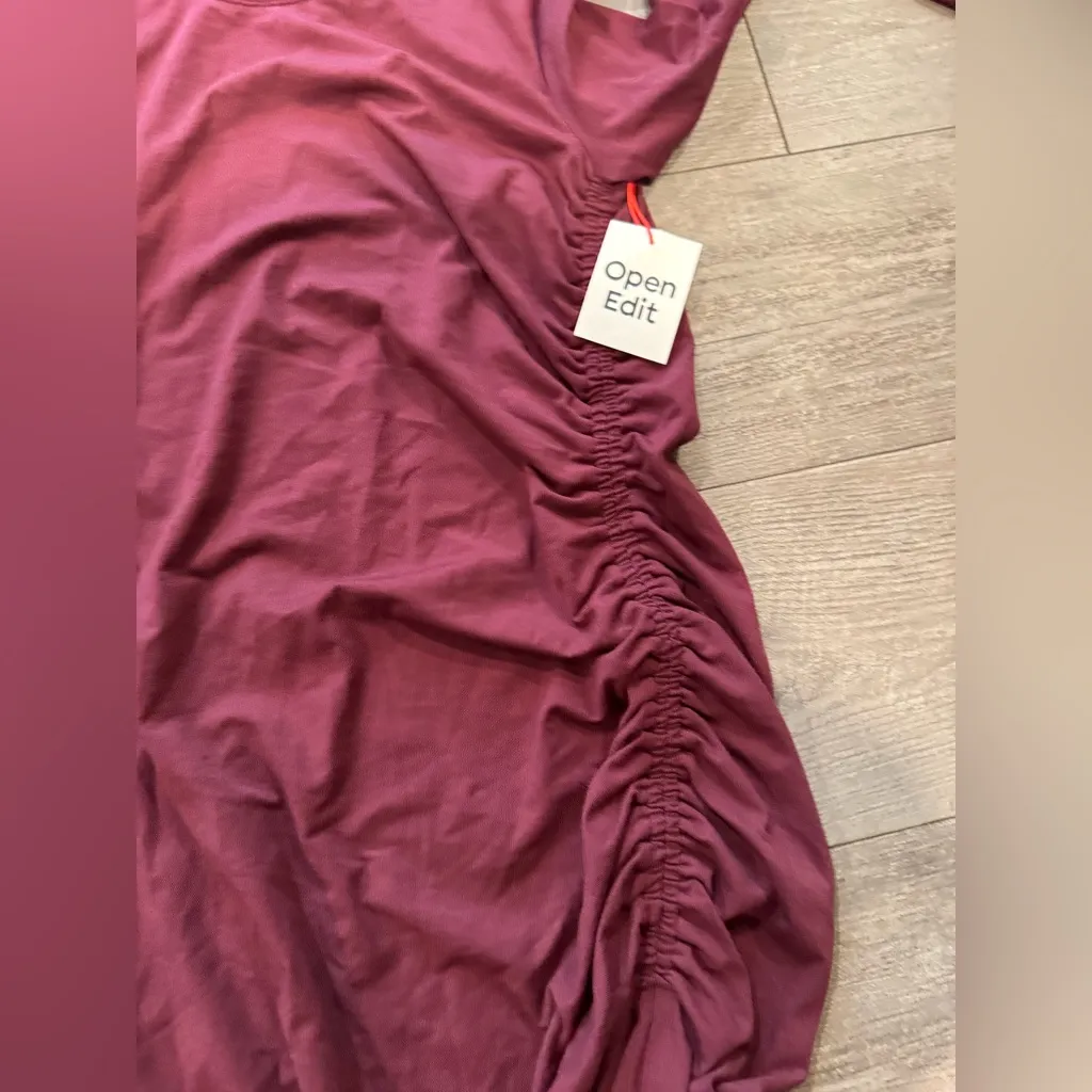 Elegant Burgundy Long Sleeve Dress - Image 8