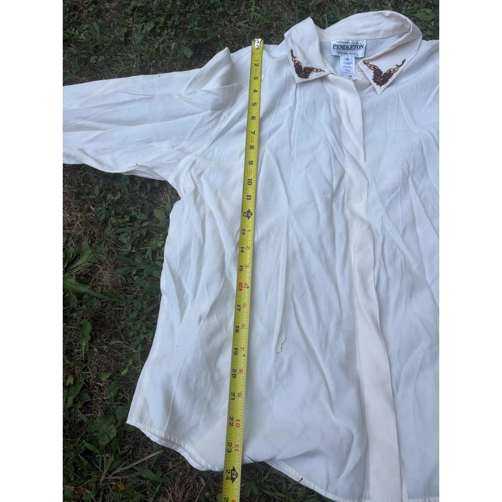 Pendleton Embroidered Collar Blouse Womens‎ Size 16 Long Sleeve Button Up - Image 7