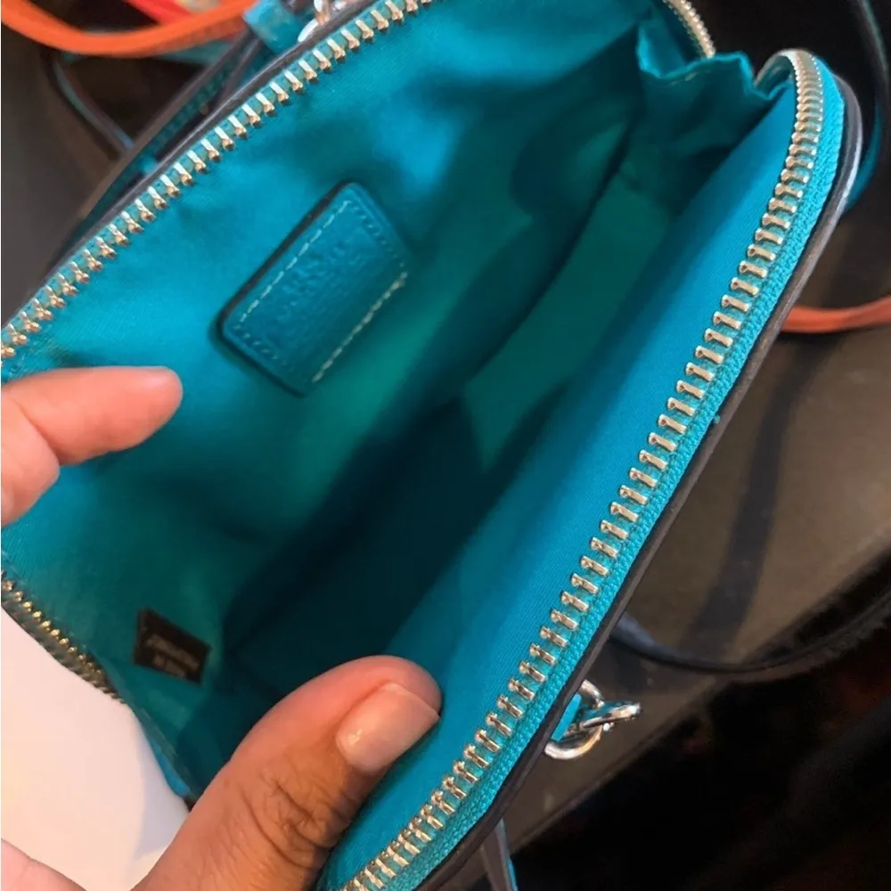 Coach mini crossbody bag - Image 4