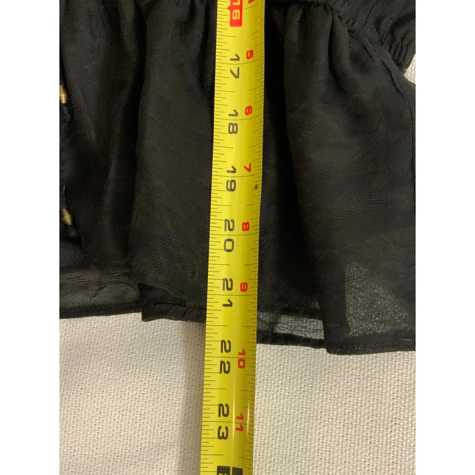 Marie Oliver‎ Peplum Vneck Lace Top size small - Image 5