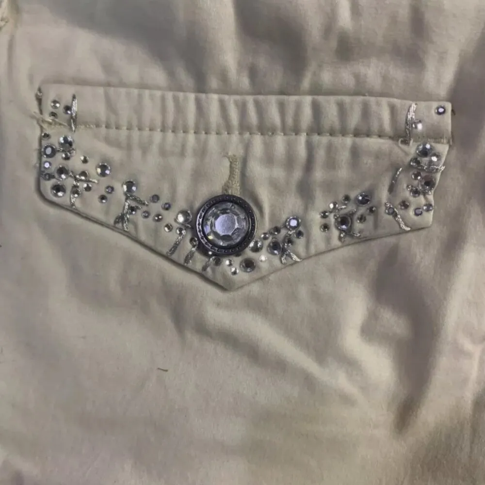 BKE Molly Womens Beige Embellished Booty Shorts Size 27 Rhinestone Pocket Detail - Image 7