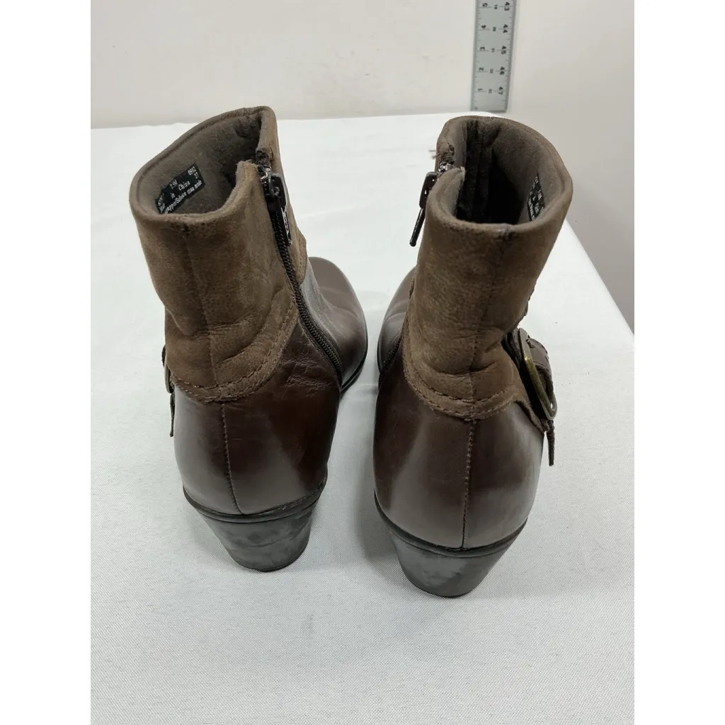 Womans Clarks Ankle Boot 7.5M Brown Side Zip Round Toe Buckle Accent - Image 5