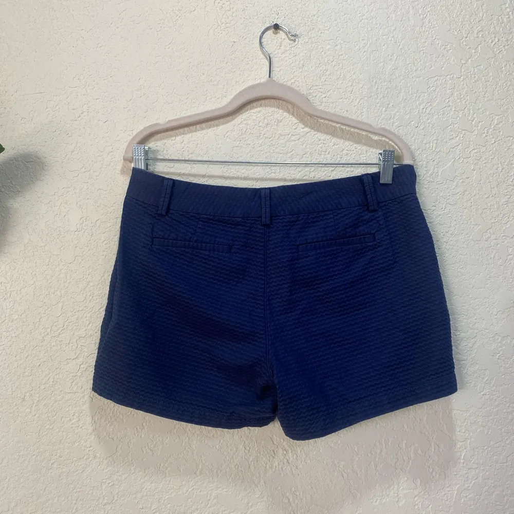 Lilly Pulitzer navy blue textured the Jayne shorts - Image 2