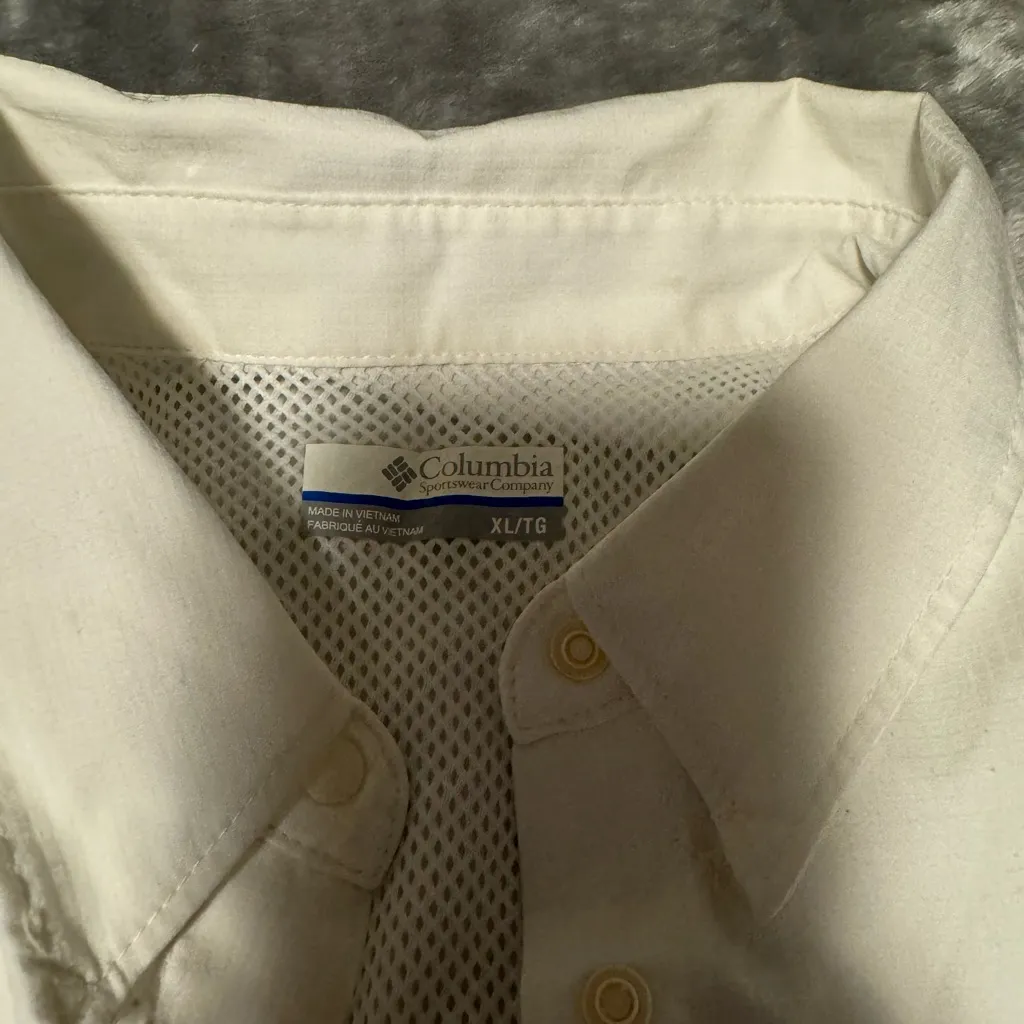 Columbia Women's White PFG Button-Down Shirt - Image 4