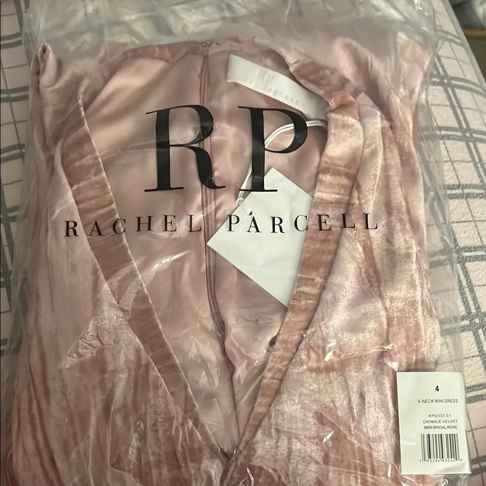 RACHEL PARCELL Pink CrinkleVelvet Mini Dress size 4 and 6 - Image 6