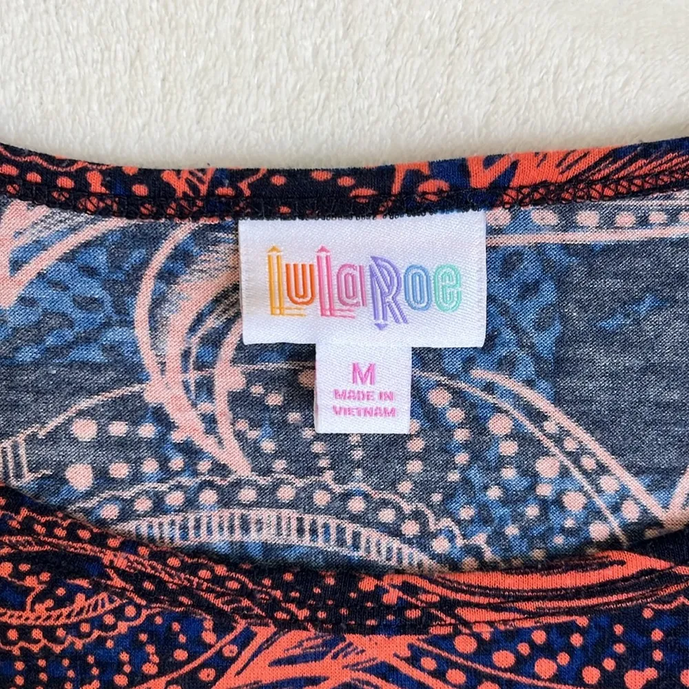 LuLaRoe Women’s Floral Irma Short Sleeve Tunic Shirt Size Medium - Image 5