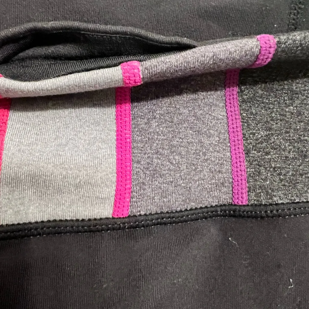 Lululemon Wunder Under Crop
Black / Quilt 29 - Image 7