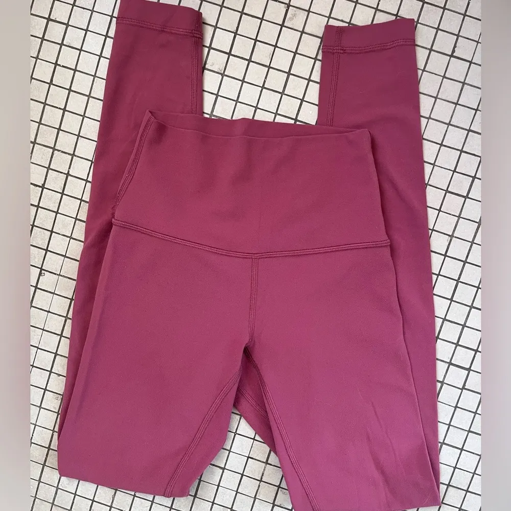 Lululemon Align Pant *Full Length 28"
Redwood - Image 8