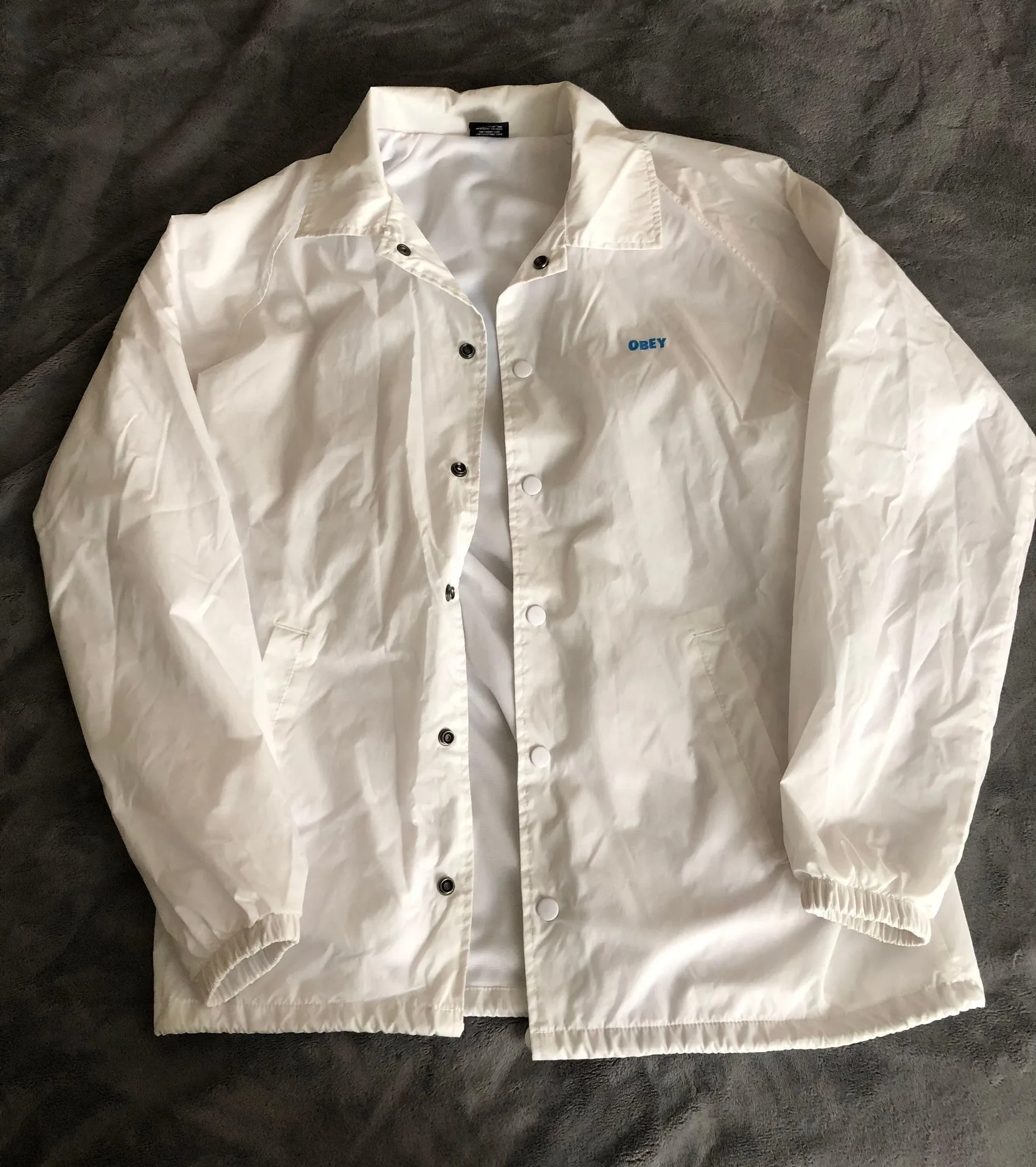 Obey button up windbreaker - Image 5