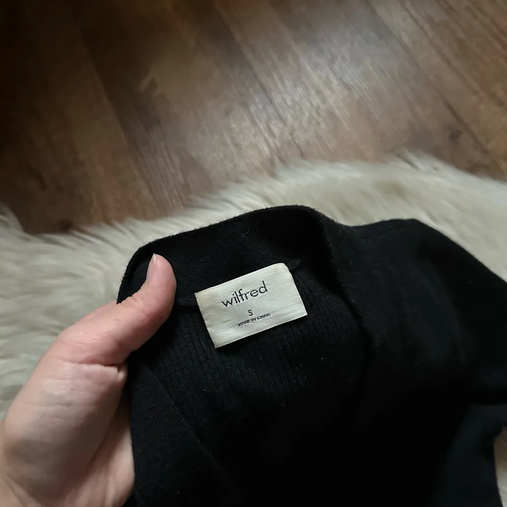 ARITZIA Wilfred Utopia Sweater Dress In Black - Image 11