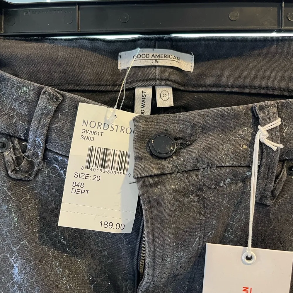 Good American jeans, size 20, NWT - Image 3