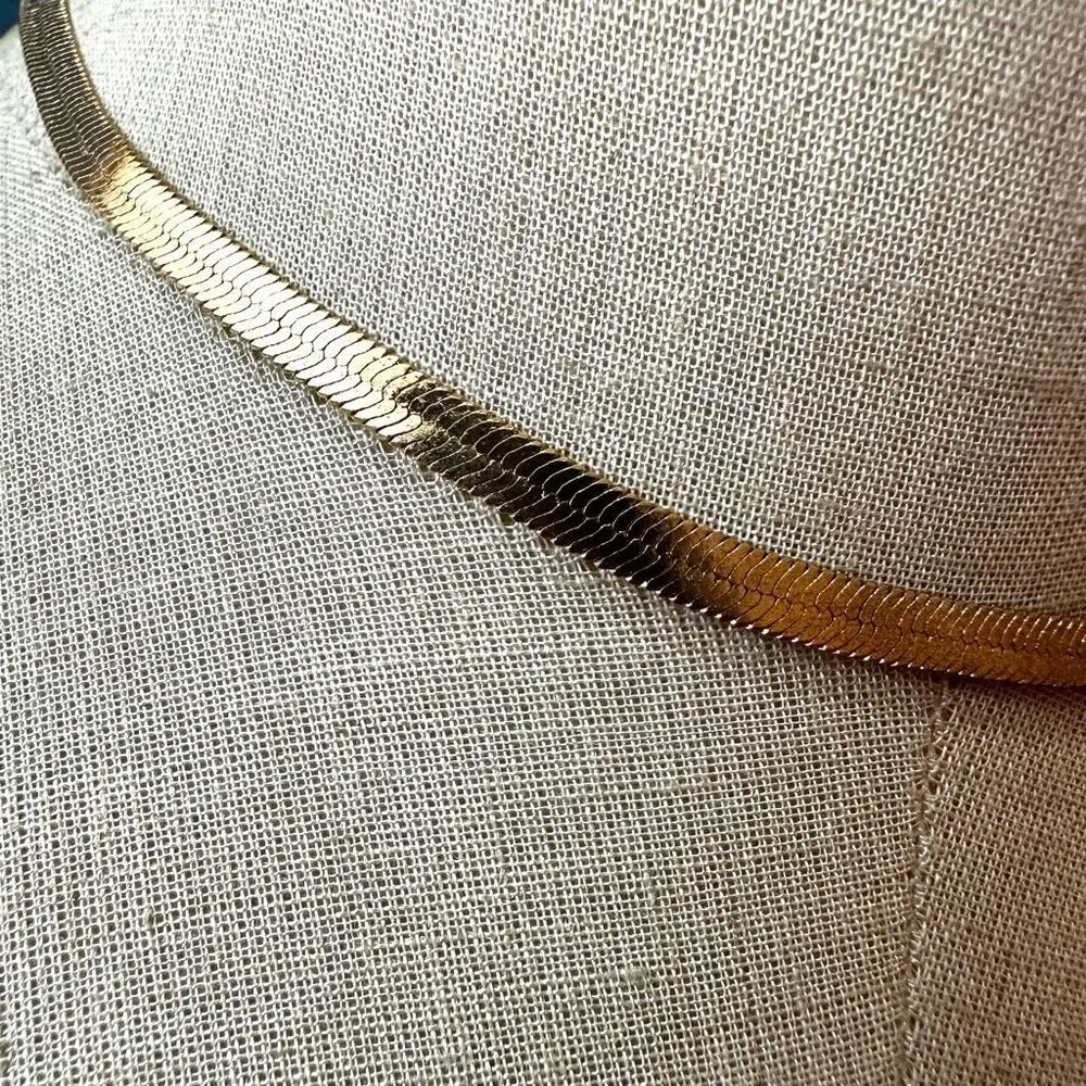 gold tone flat herringbone chain choker necklace - Image 2