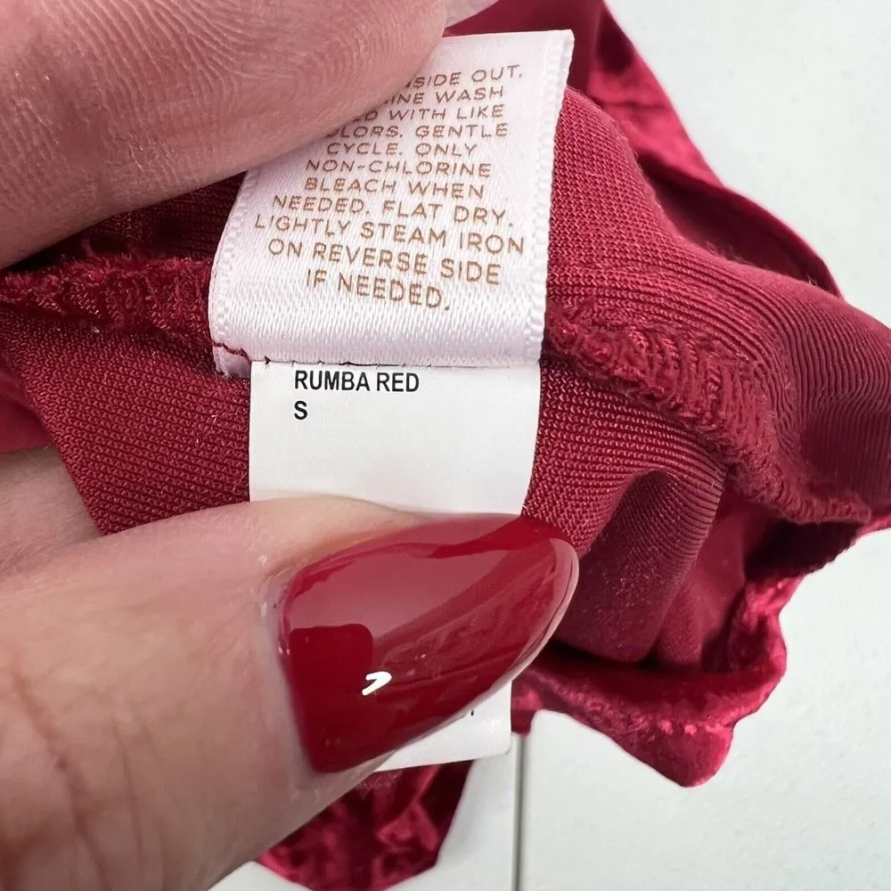 LC Lauren Conrad Size S Velvet Pleated Top Red Short Cap Sleeve Keyhole Back - Image 13