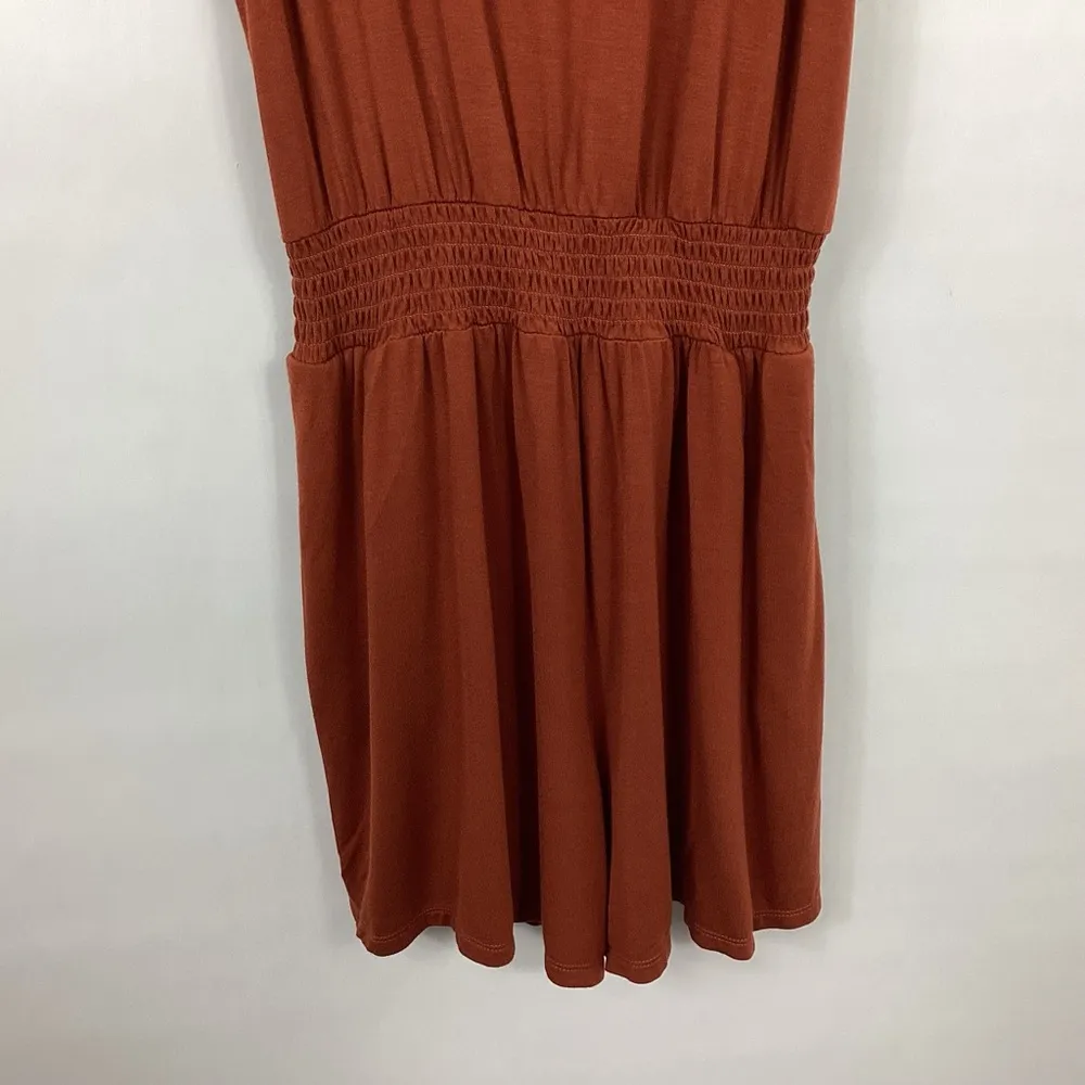 Sleeveless Romper Size Small - Image 3