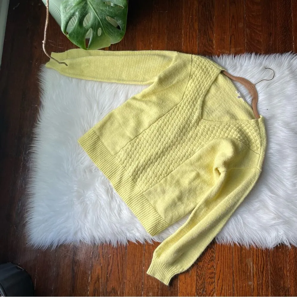 Yellow V Neck Sweater Size XS Oversized Waist Cut - Image 4