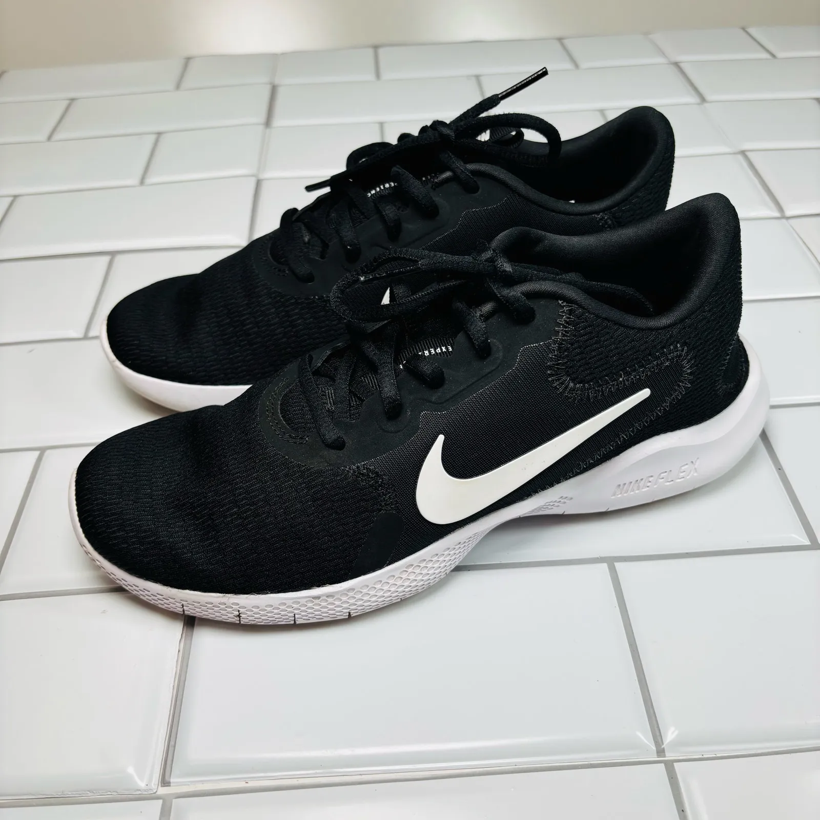 Nike Womens Flex Experience RN 9 'Black' size‎ 8 - Image 3