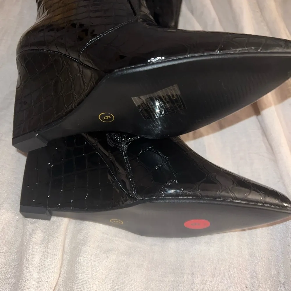 DOLL KILLS Night Social Secret Wedge Boot NWOT Size 6- Crocodile Zip Up Wedge - Image 5