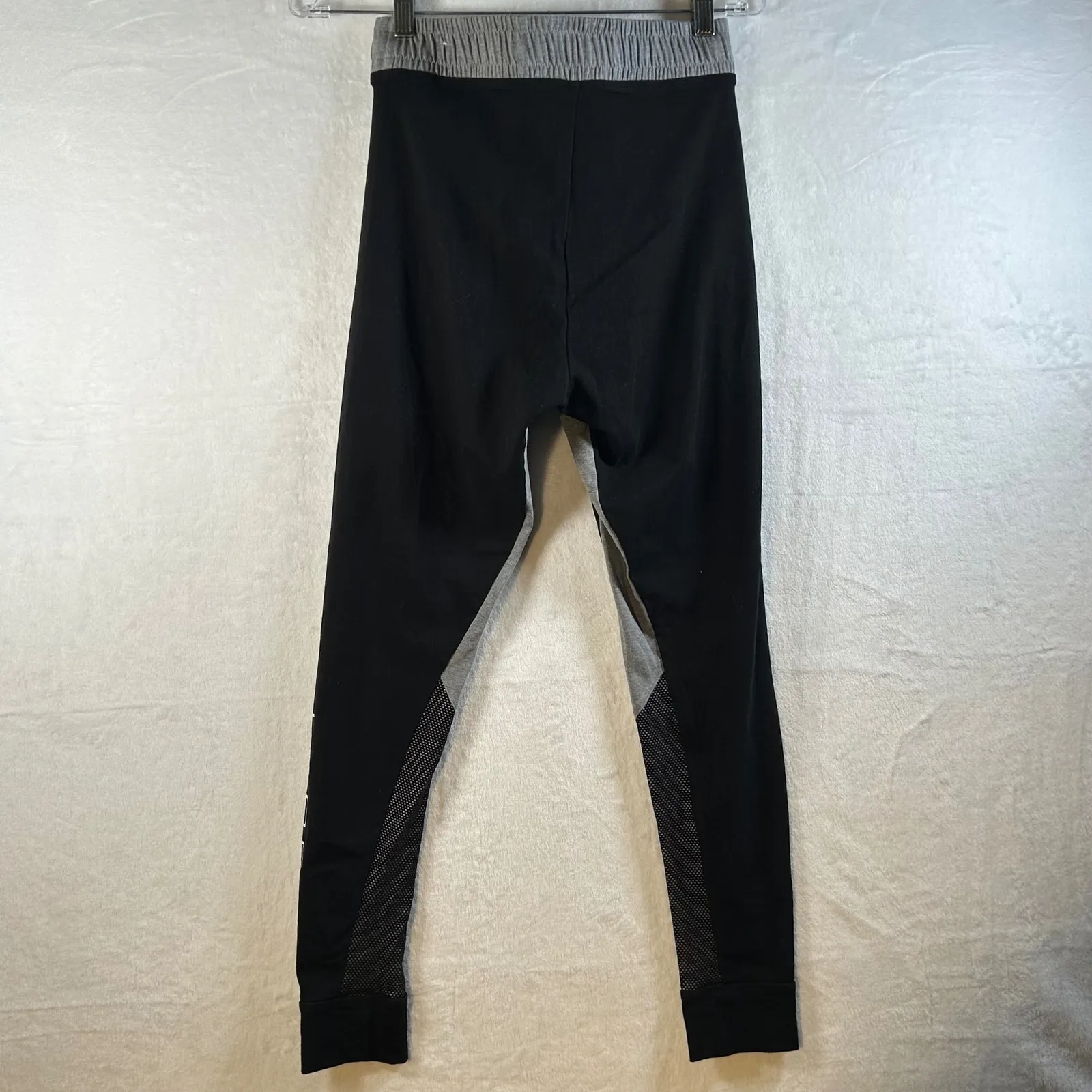 Victoria's Secret PINK Yoga Leggings Black Grey Mesh Logo Waistband Size M Size M - Image 2