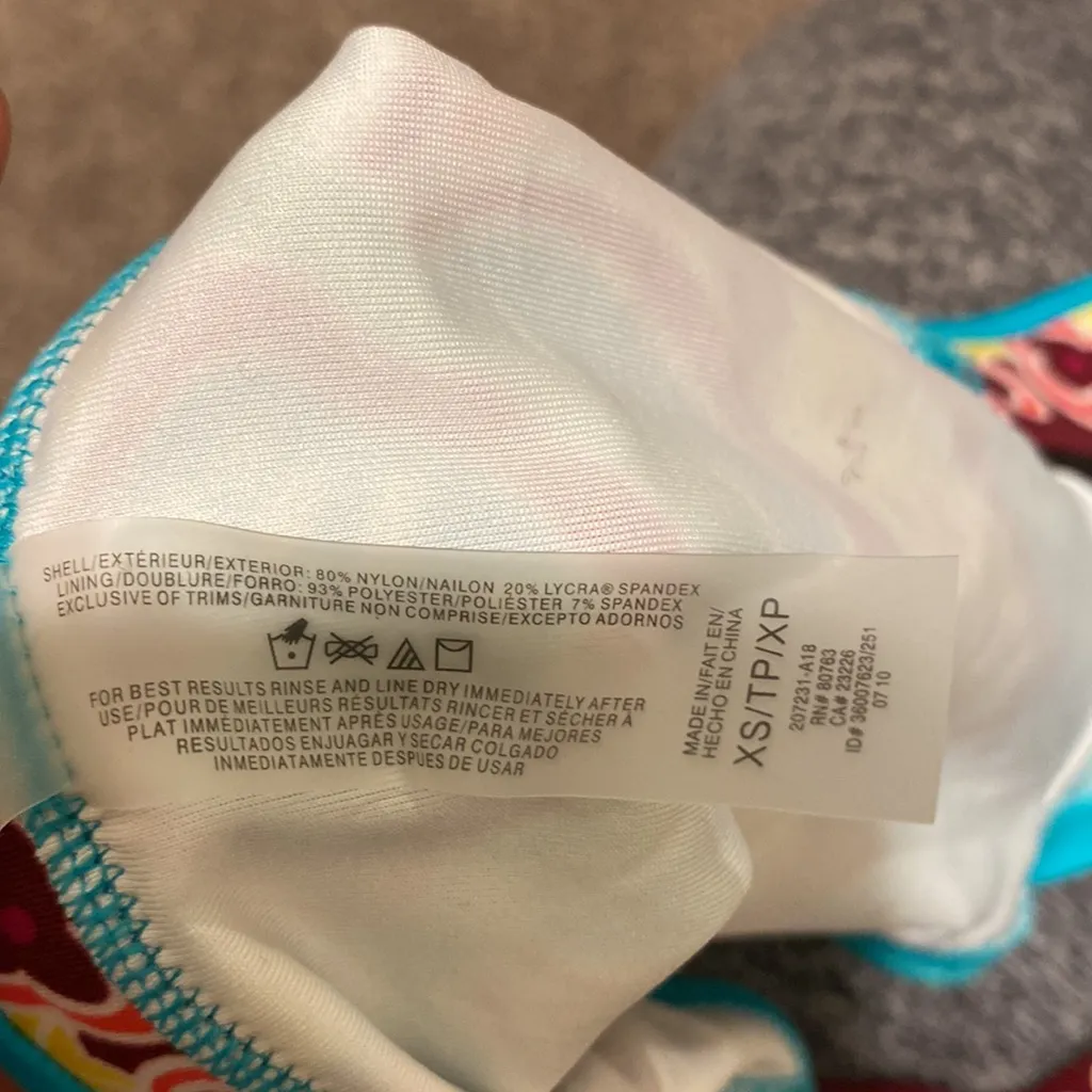 NWOT Victoria's Secret Floral Bikini Set SIZE M/XS - Image 10