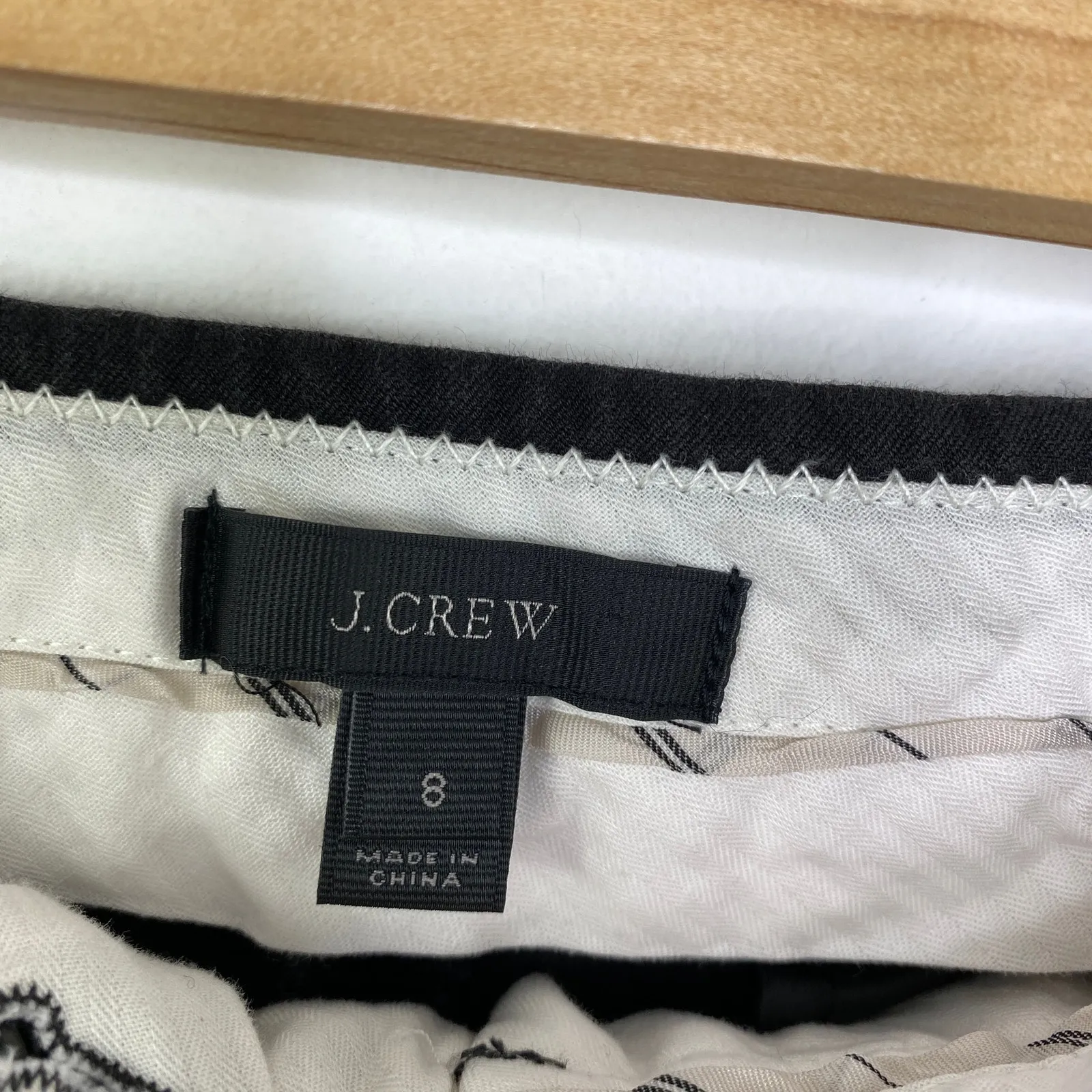 J. Crew Solid Black Cotton Blend Cropped Capri Pants Women's Size 8 - Image 6