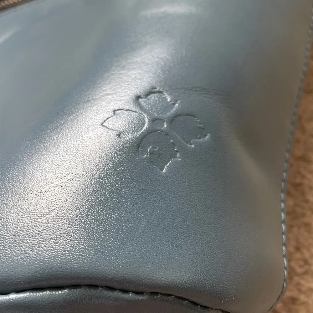 Patricia Nash Stylish Blue Woven Tote Bag - Image 4