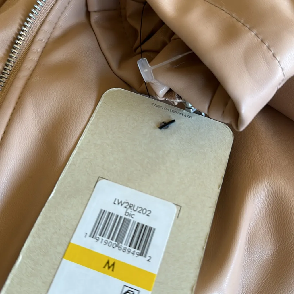 NWT Levi's Women's Faux Leather Bomber with Laydown Collar In Color: Biscuits - Image 11