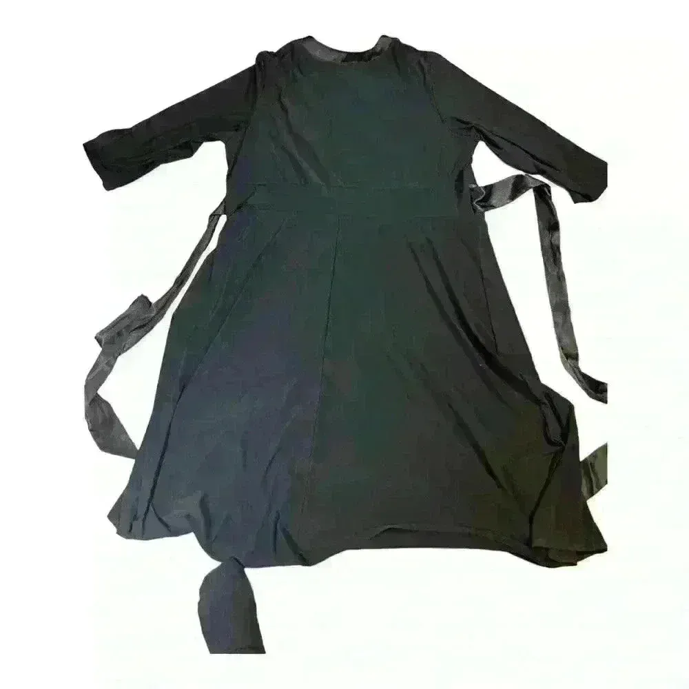 Women black Jessica Howard Dress V neck size 24 Black dress spandex - Image 3