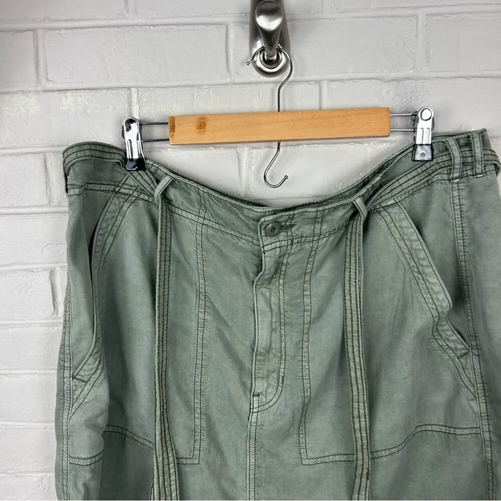 American Eagle Green Cargo Utility Skirt Size 18 Long - Image 2
