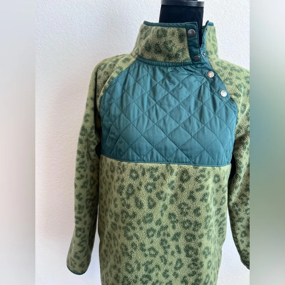 J. Crew Sherpa Fleece Quilted Snap Loden Green Leopard Print Size XS - Image 2